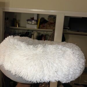 Unused Fluffy White Pet Bed